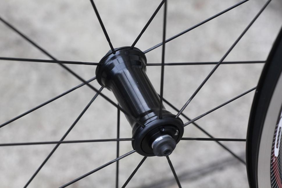 Review: Campagnolo Vento Asymmetric wheels | road.cc